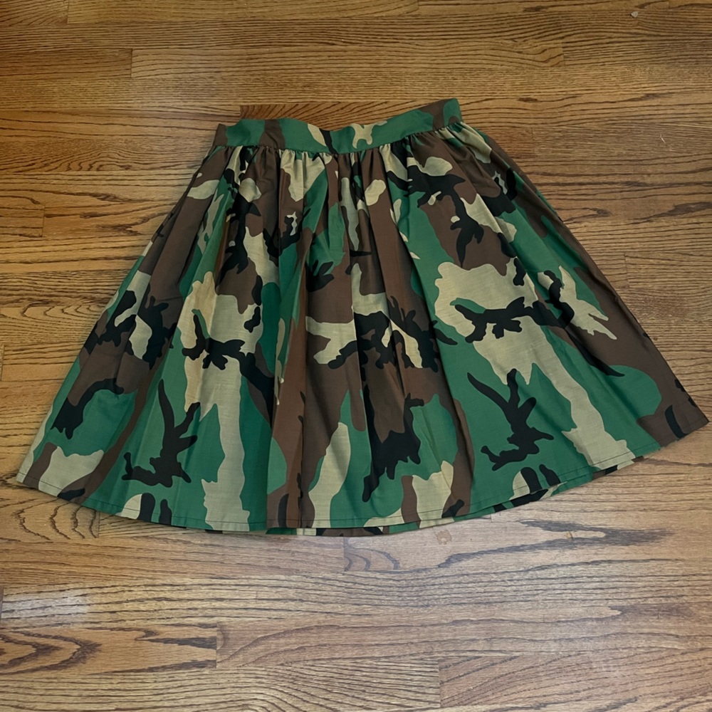 Women’s Custom made skirt. New without Tags